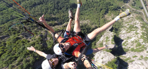 Baptême en parapente l'été à Valmeinier et Valloire