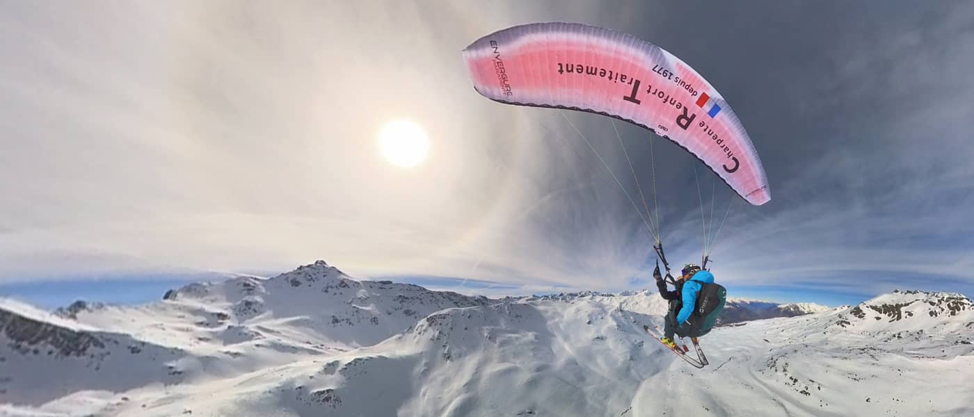 Décollage parapente l'hiver