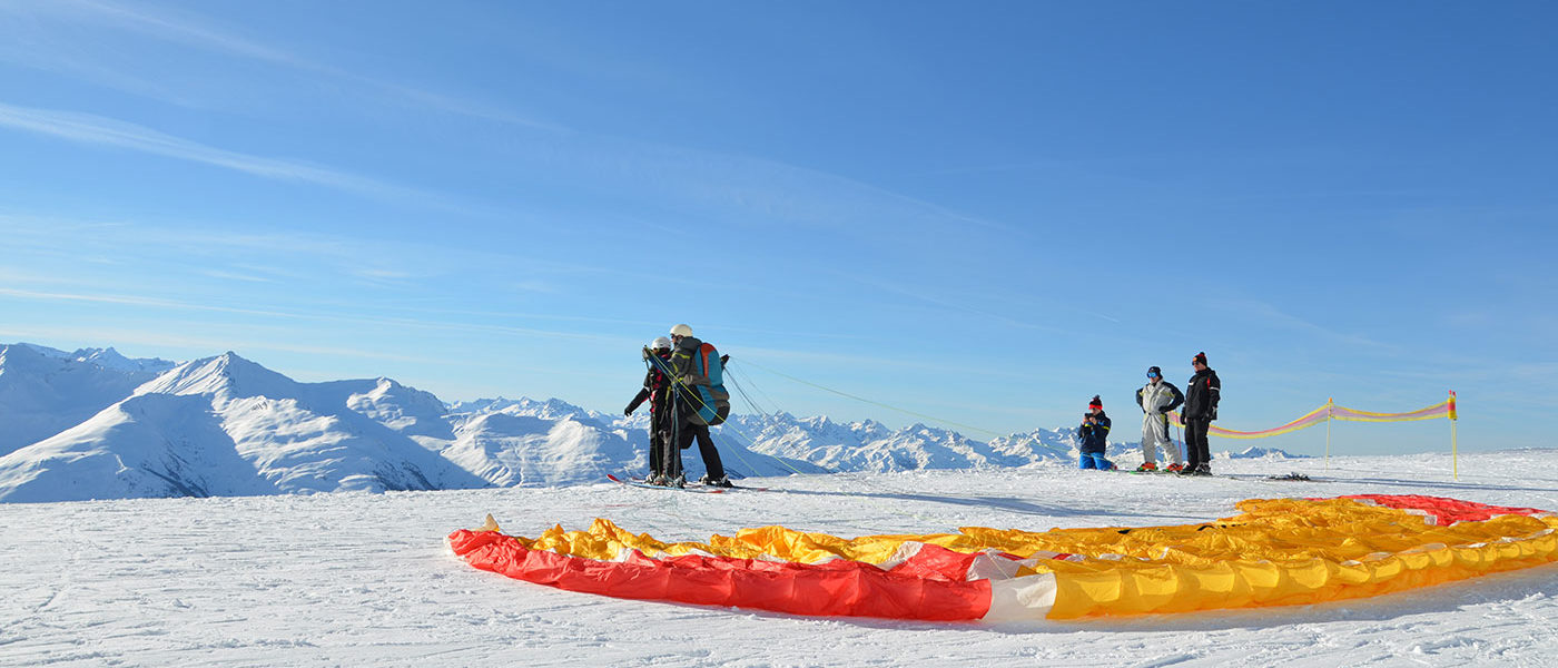 Décollage parapente l'hiver