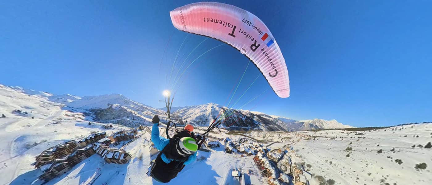 Vol biplace en parapente vue sur Valmeinier
