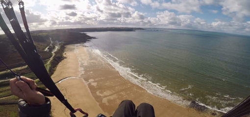 Survol de la plage de Beg Léguer