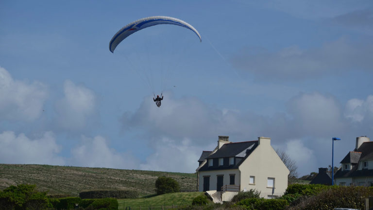 Paraglider spot in Brittany