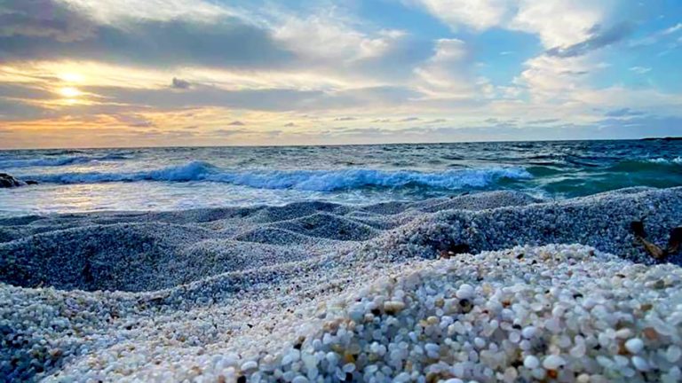 Plage de Sardaigne en automne